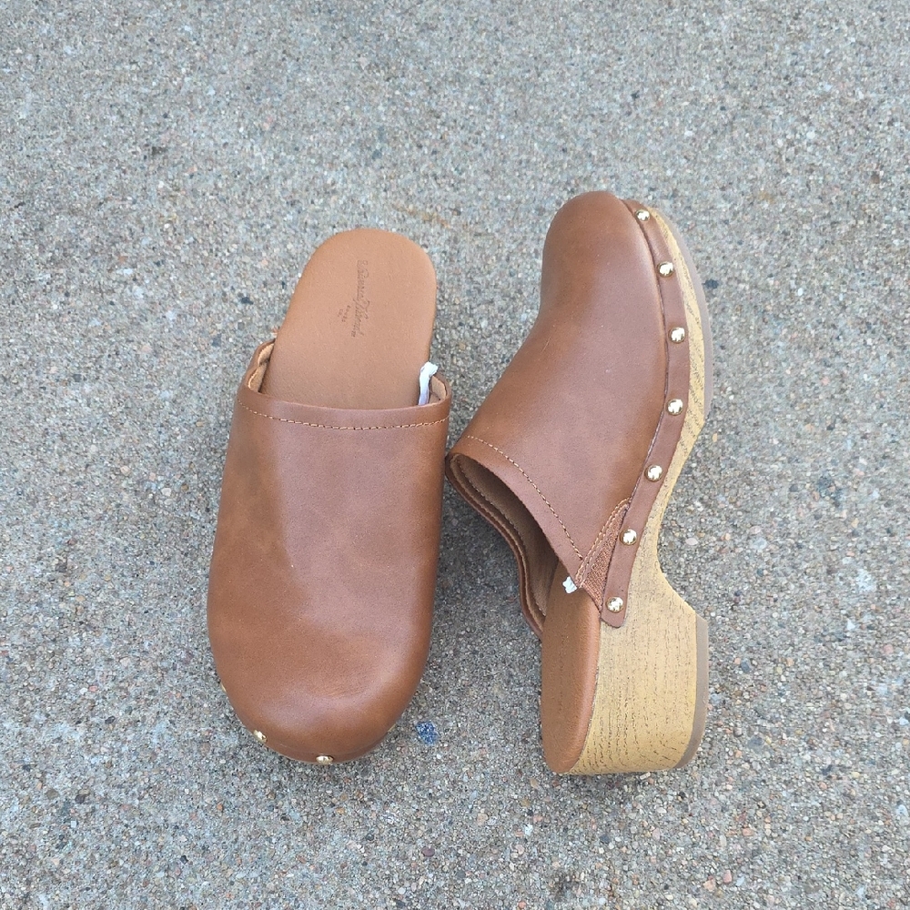 Universal Thread Indra Women's Cognac Clogs Mules With Block Heel Size 8.5